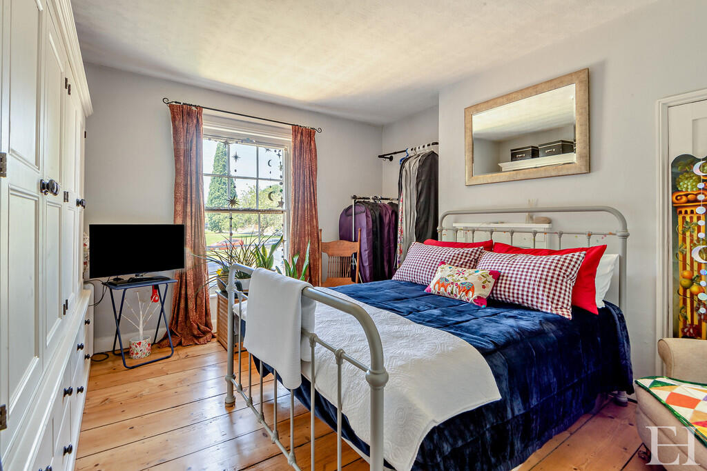 8651484-interiorW...