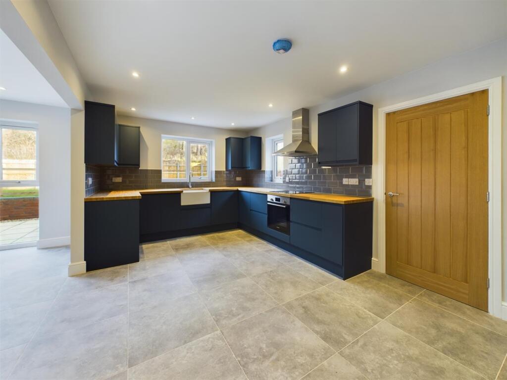 ** PICTURES OF PREVIOUS PLOT - FOR REFERENCE ONLY 