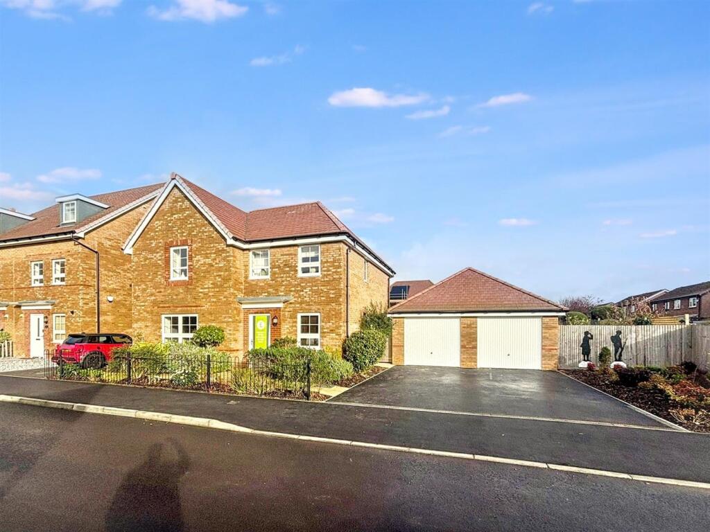 PHOTO-2025-12-10-14-40-22 (2).jpg