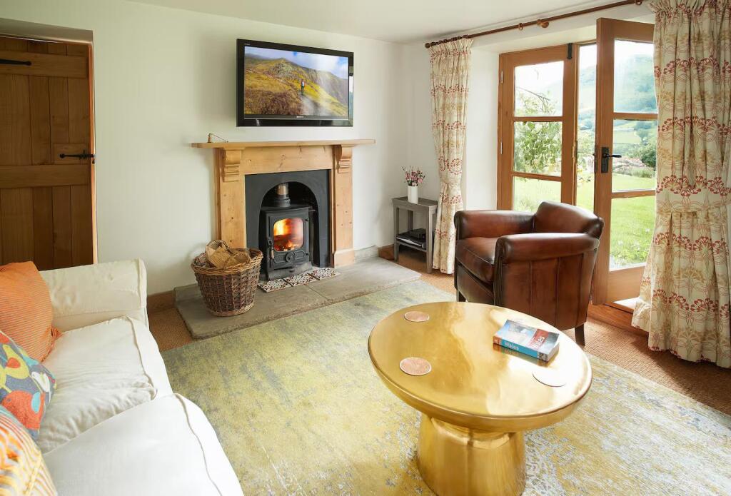 Additional Photograph