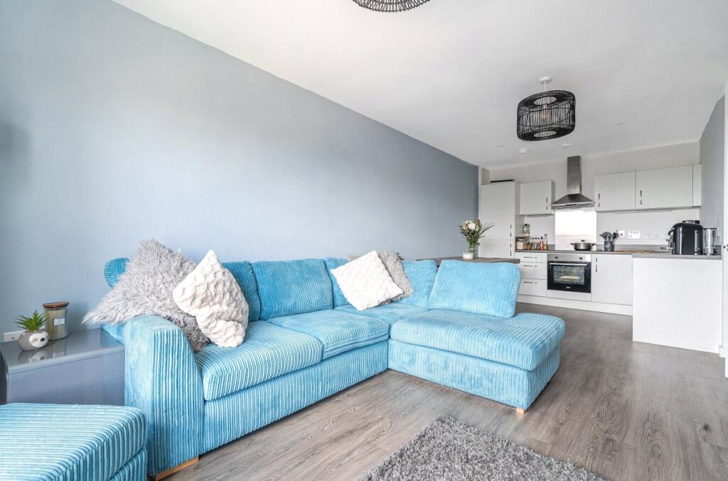 1331281-8-68876f4...