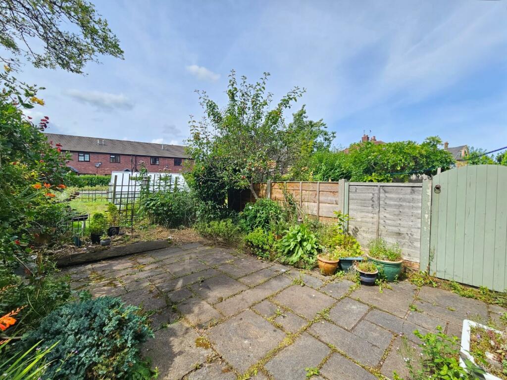 Courtyard Garden
