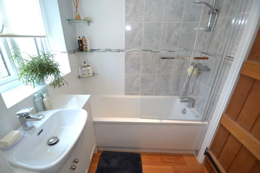 bath2.JPG