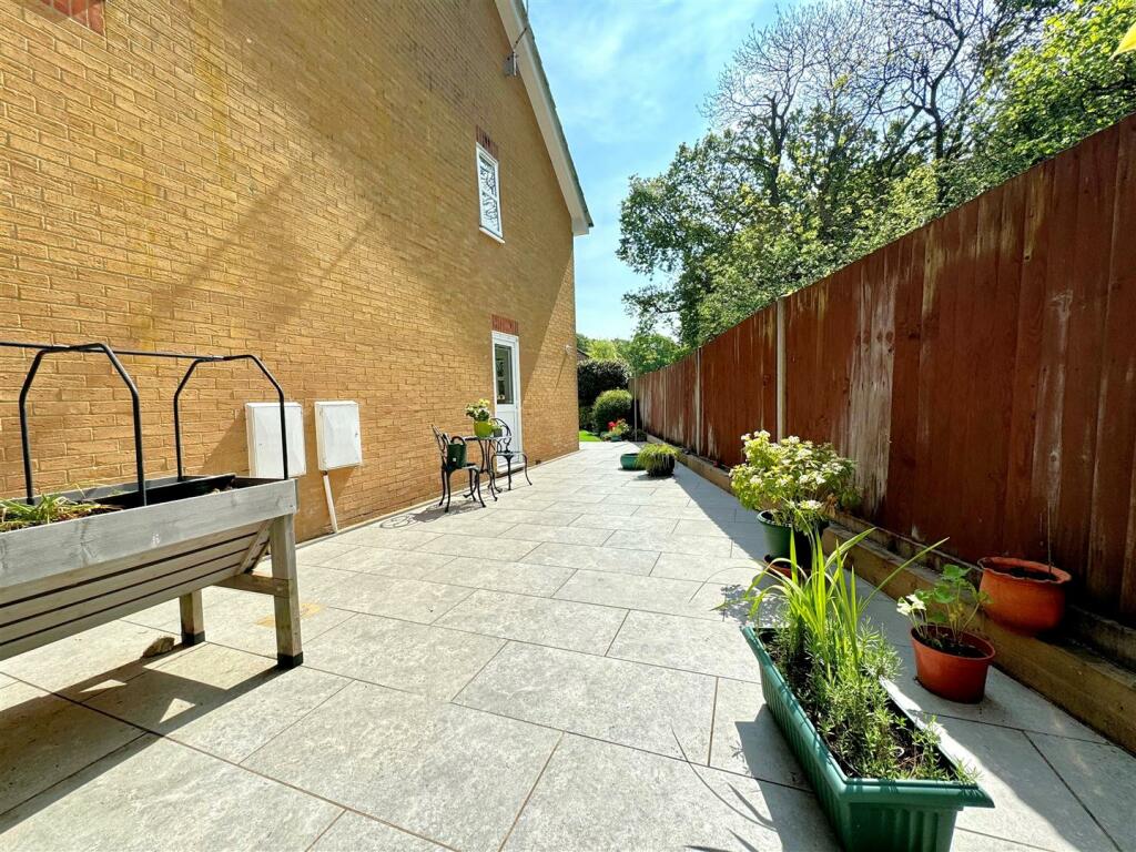 side garden 2.jpg