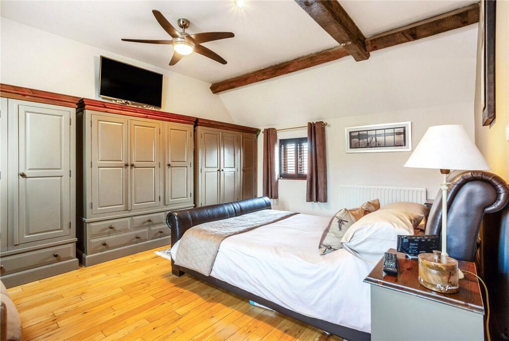 Prinicpal Bedroom