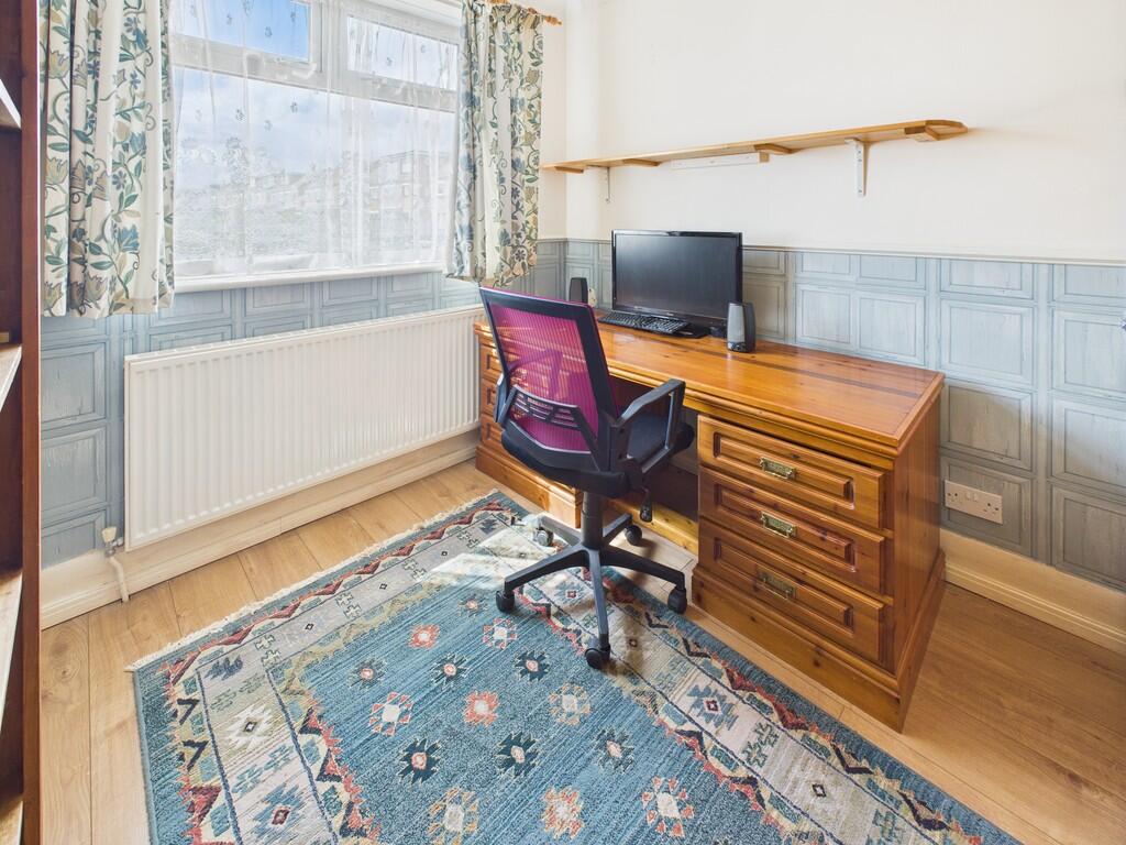 CAM05068G0-PR0035...