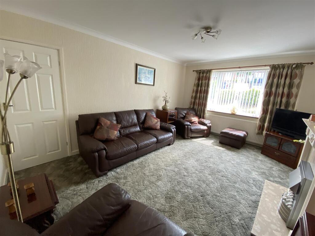 Lounge: