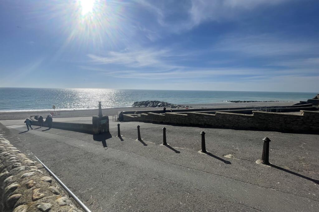 Walk to beach
