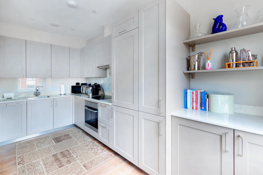 Rosslyn Road 21, F1, ph9