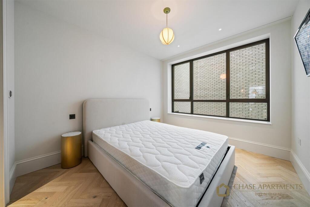 Tottenham Mews W1T 4AB-7.jpg