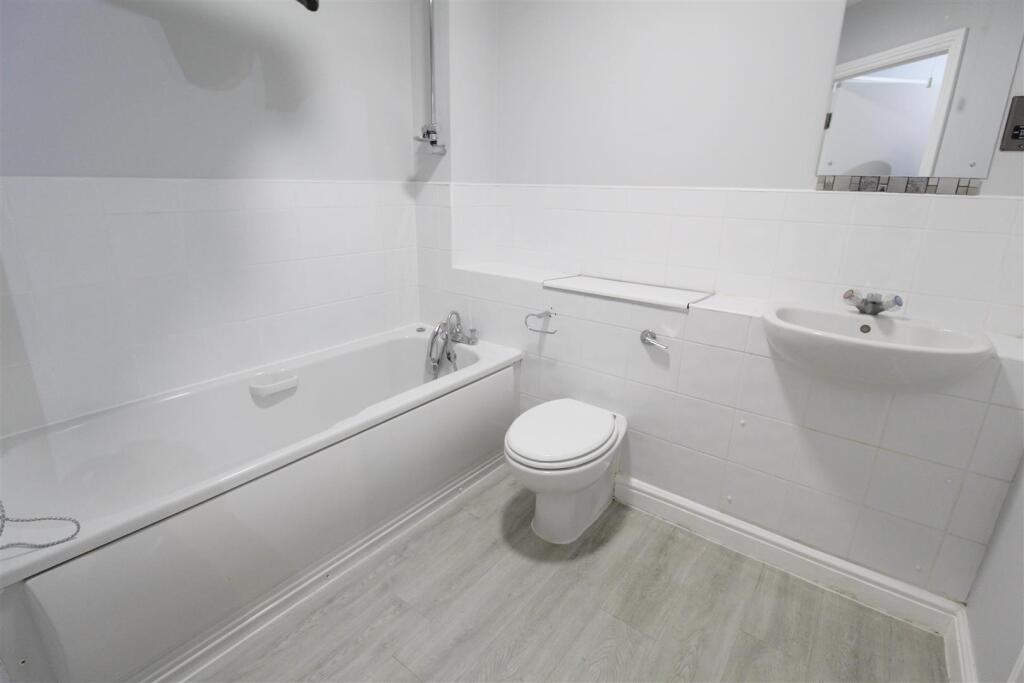 bathroom.JPG
