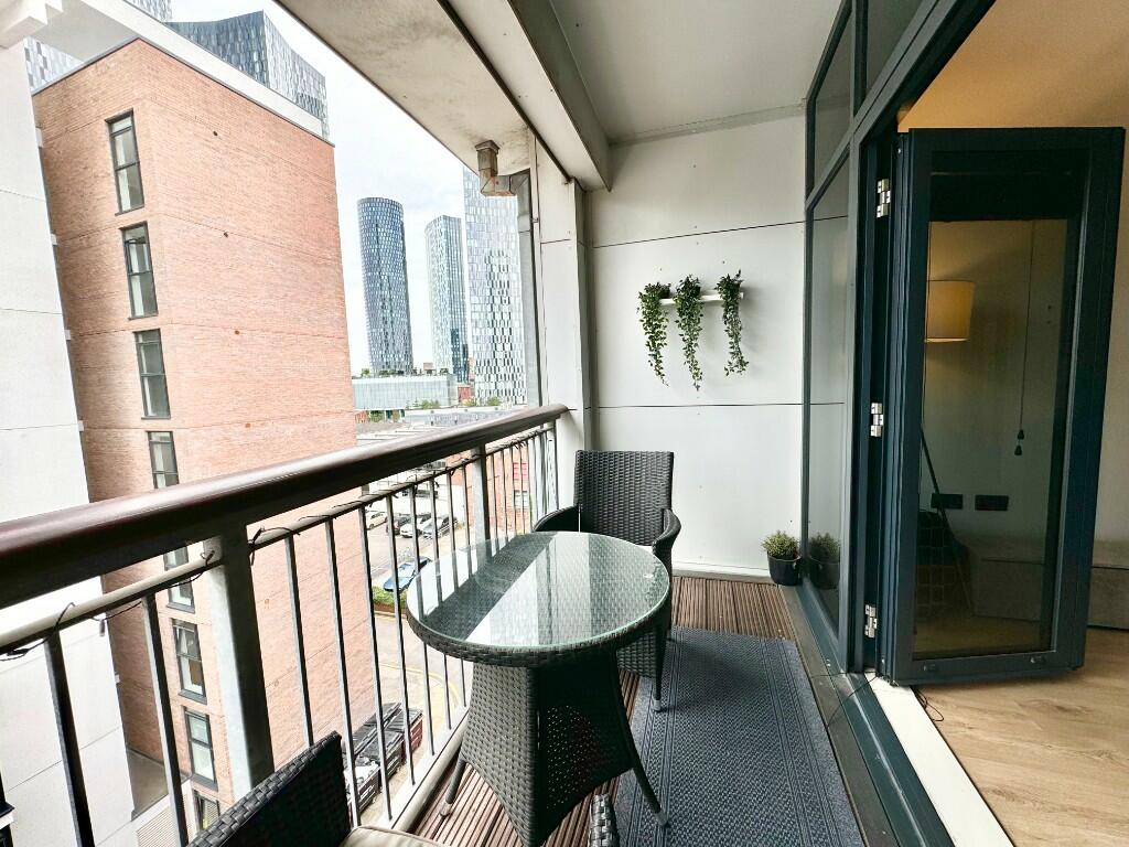 COVERED BALCONY