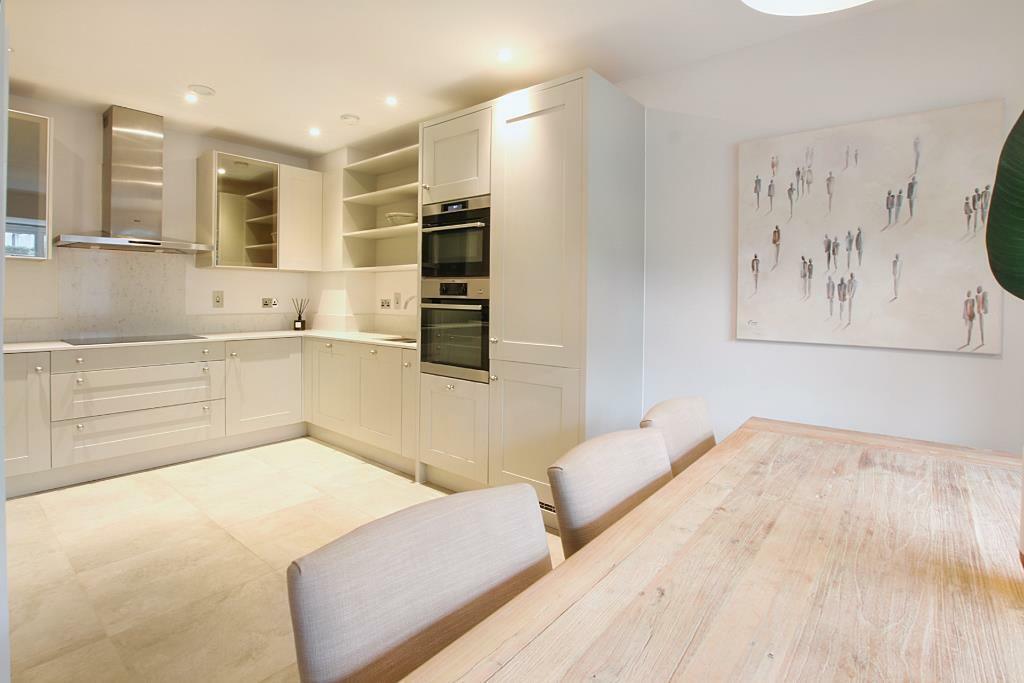 Kitchen 2 (Portal Size).JPG