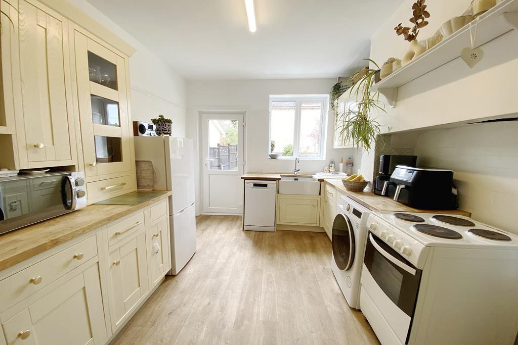 Kitchen/Breakfast Rm