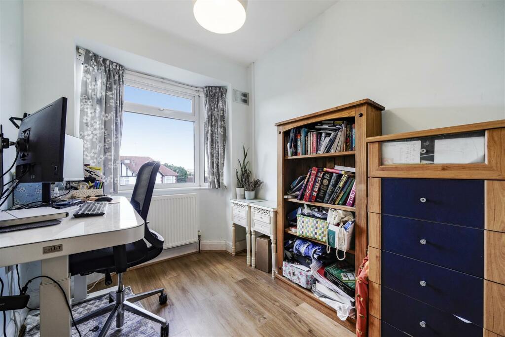 162A Tanfield Avenue - ZfNWE404sLJhtlvQEJSL.jpg