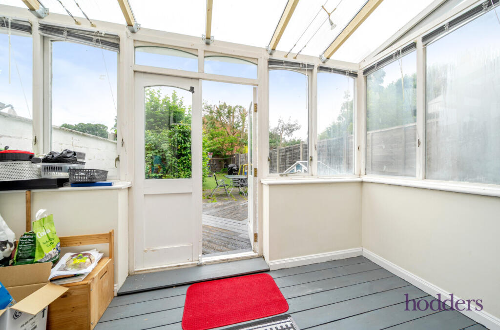 b7ff6d8a-d025-482...