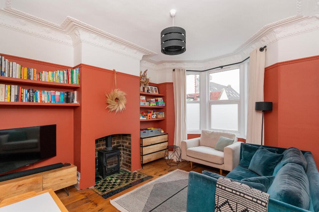 8V8ARD - Living Room C.jpg