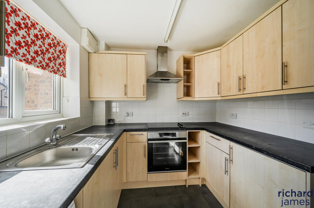 34a9d45d8b534fd894424f5dd1ba2b01