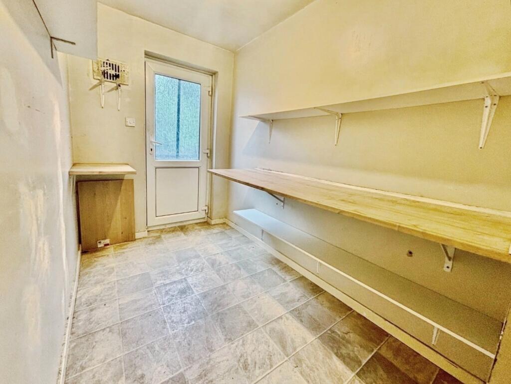 pbox-bedroom-327110.jpg