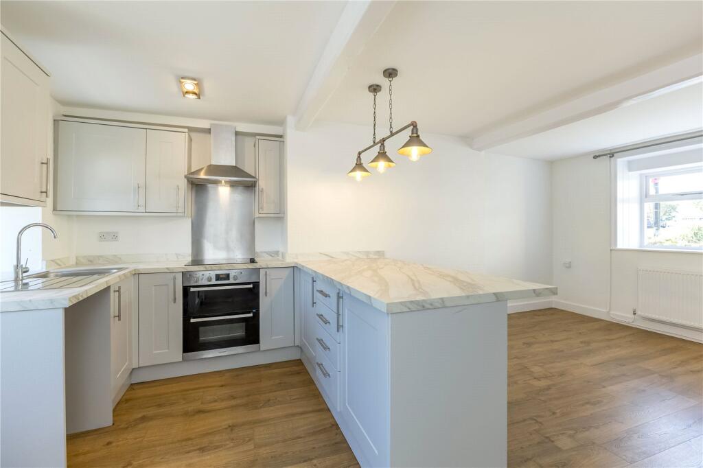 Kitchen/Living Area