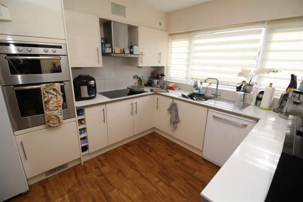 KITCHEN (3)