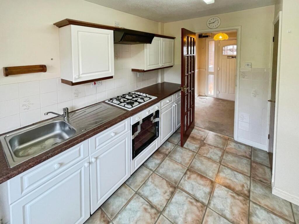 34bdec37--42F7-AEB5-BAEB783F778F-71505-000009EE6CB