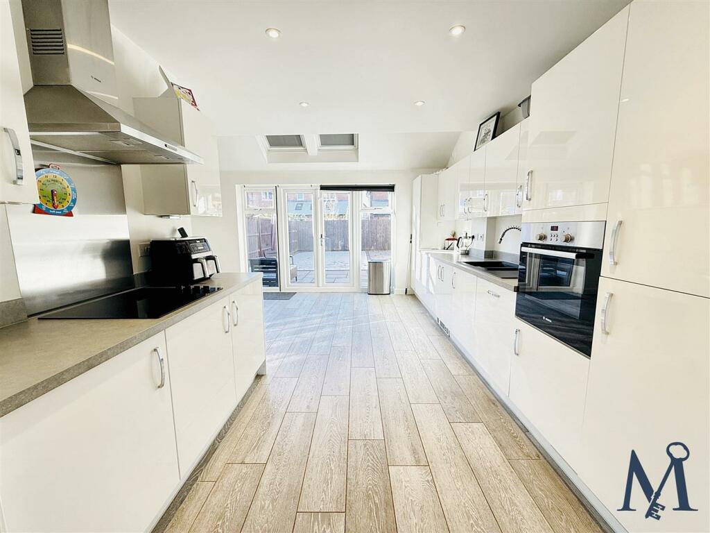 Kitchen Diner
