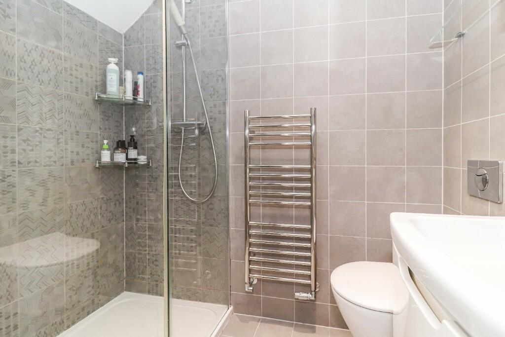 En-suite shower room