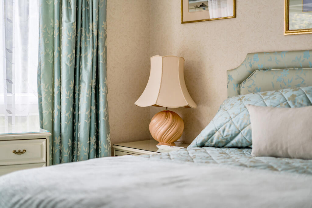 1375438-17-6908bb...