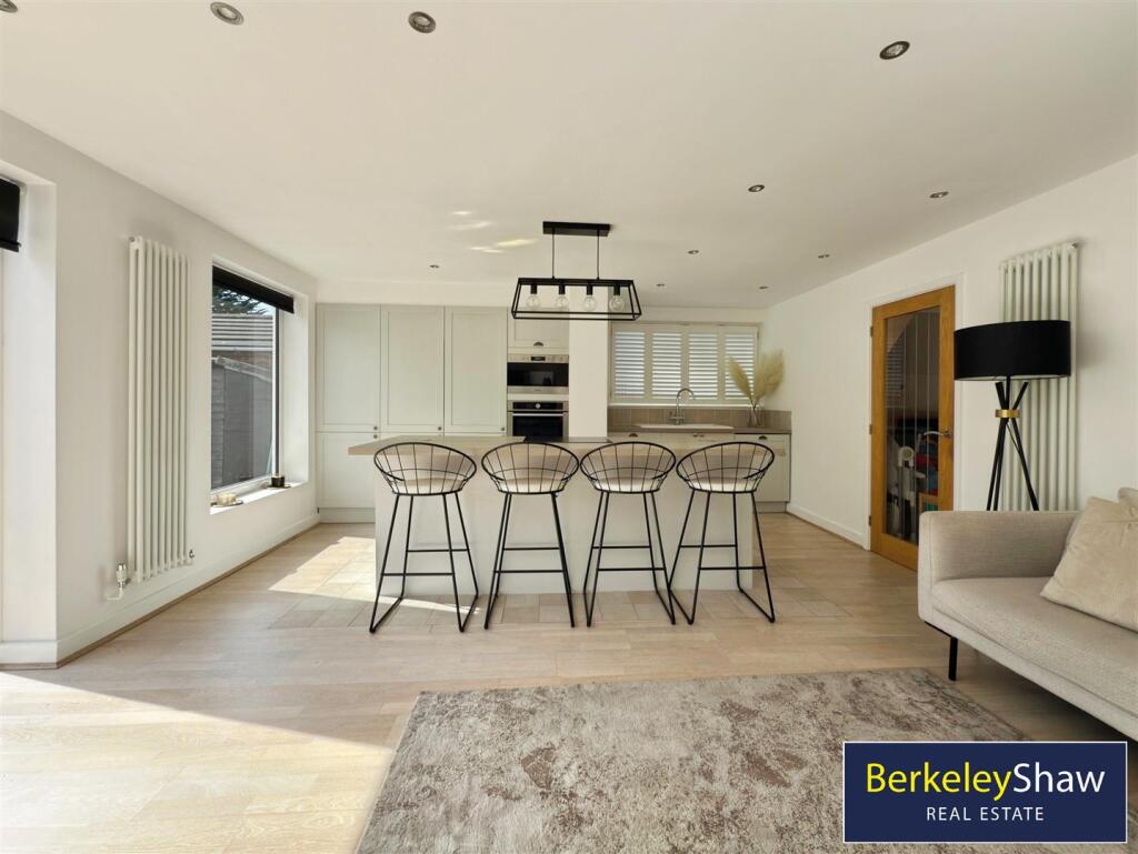 Kitchen/Diner/Family Room