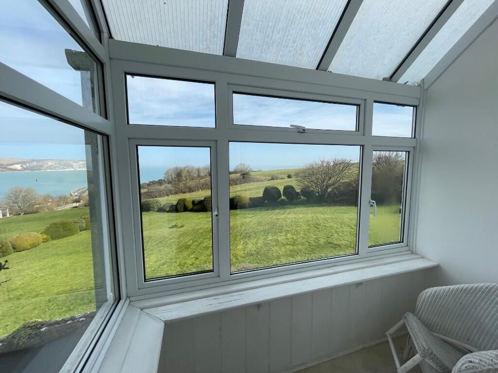 Enclosed balcony
