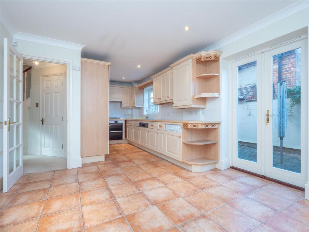Kitchen/Dining Room