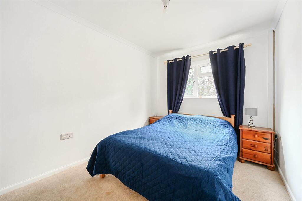 Bedroom.jpg