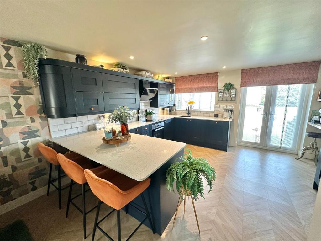 Living Kitchen Diner