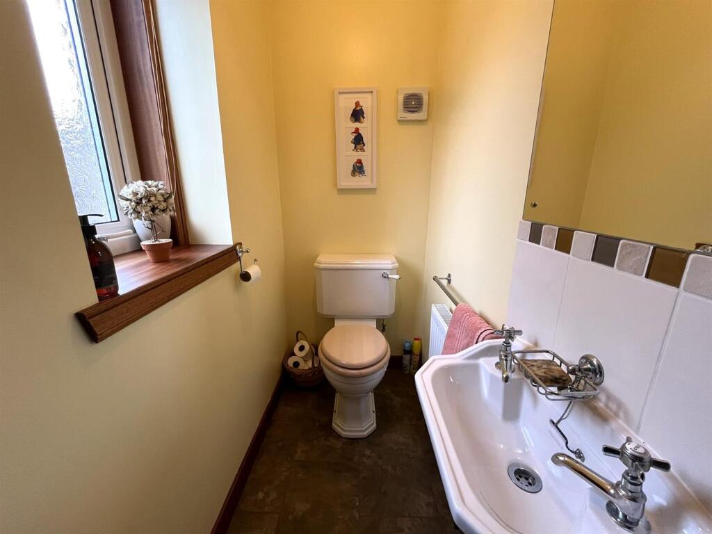 GUEST WC