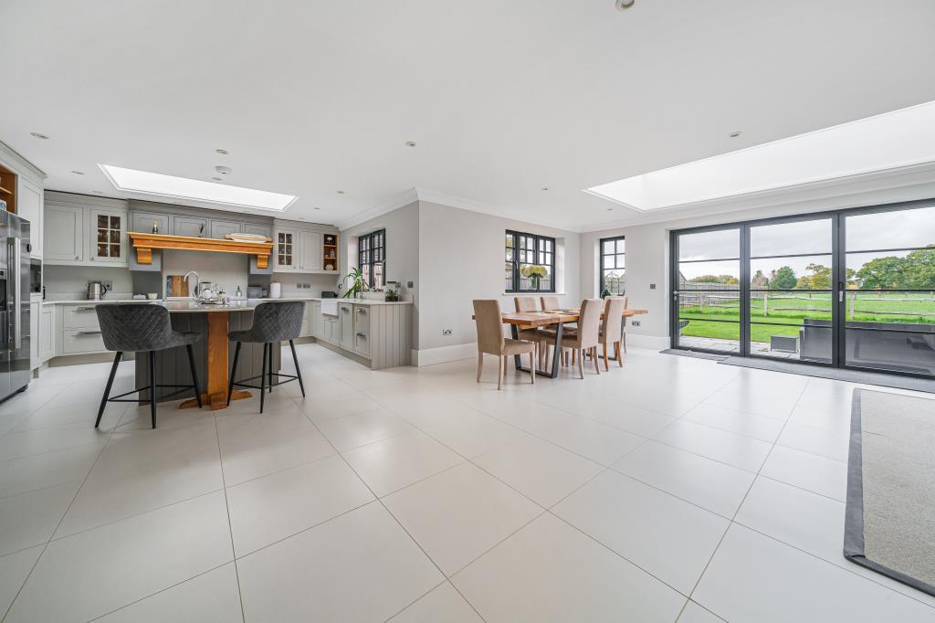 Kitchen/Living Space