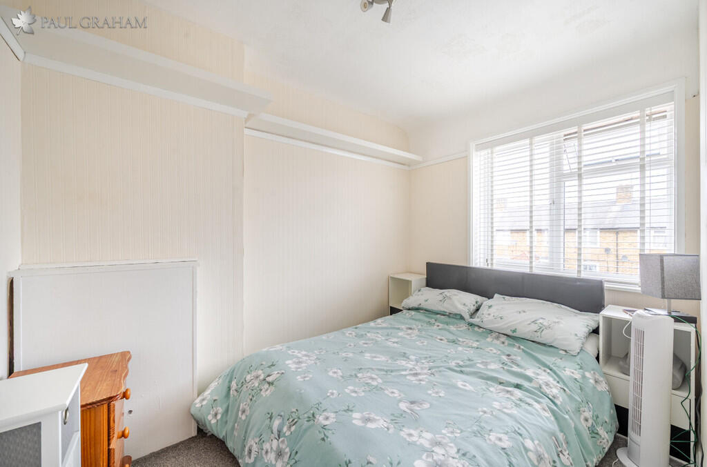 fb83501b-4f5e-406...