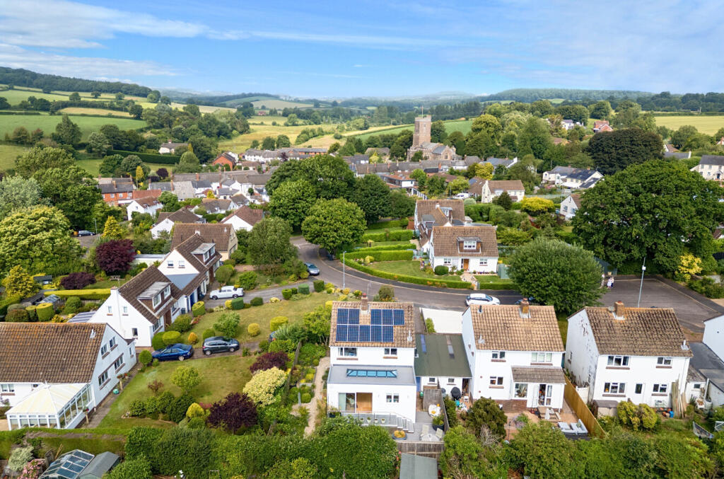 1312536-1-68583cf...