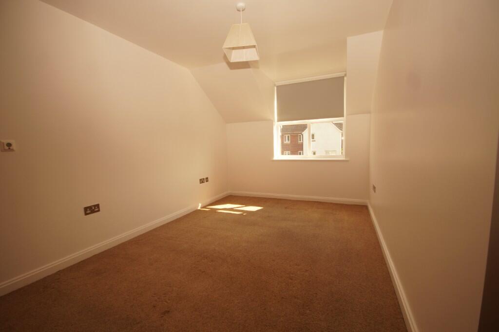 12 Rhydes Court