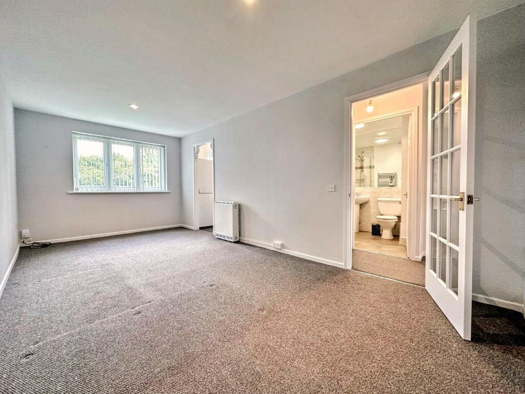 WhatsApp Image 20250726 at 140122_551f761f (1).jpg