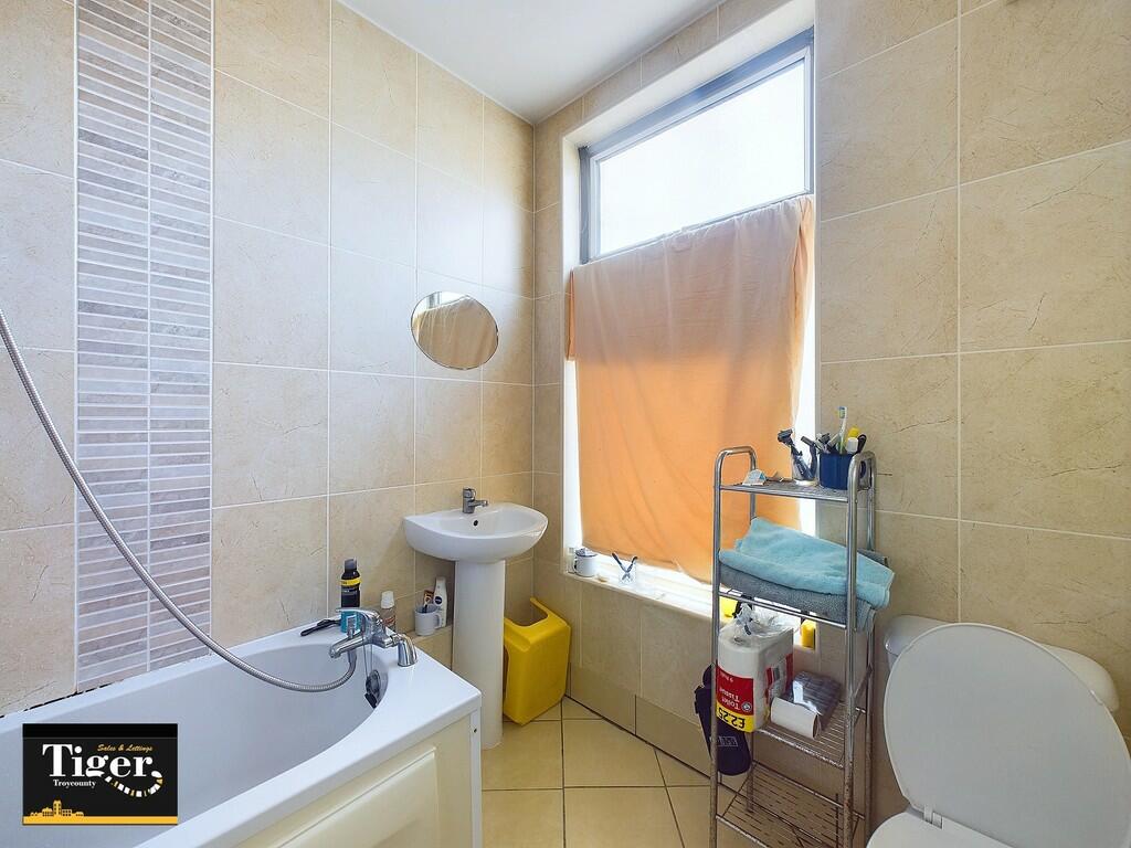 CAM03440G0-PR0172...