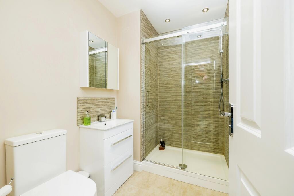 Master En-suite