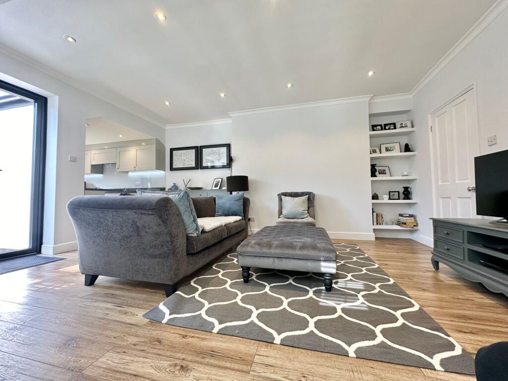 Open-plan Kitchen/Living/Dining
