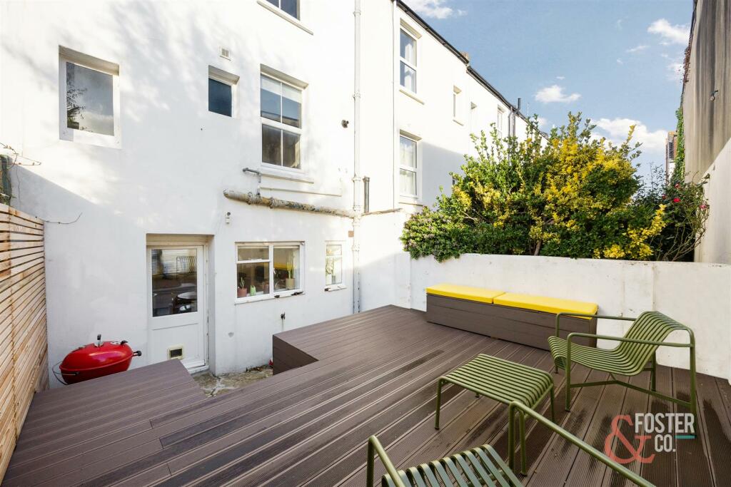 Clarendon Road, 62_010.jpg