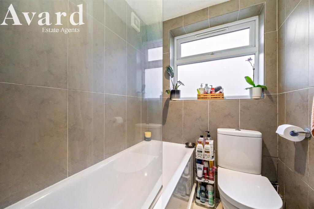 Vere Road, 48A-014.JPG