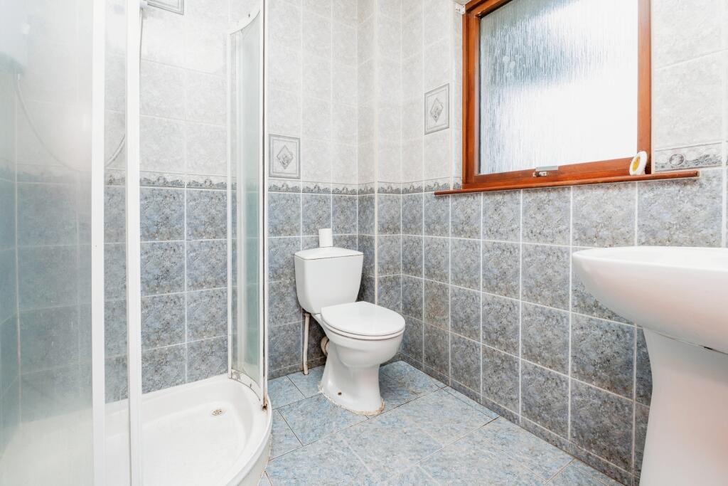 En Suite Shower Room