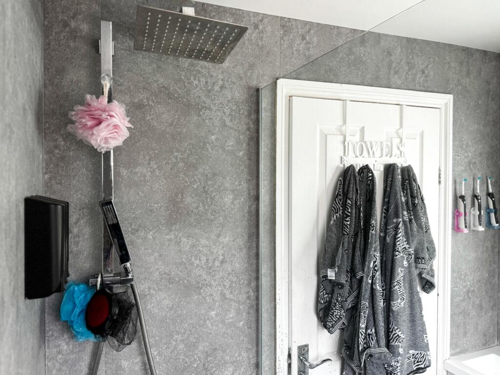 bathroom-2