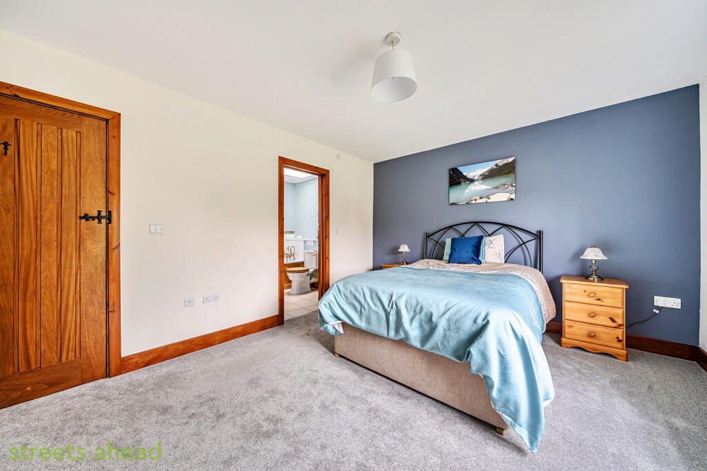 8c87378e-5891-483...