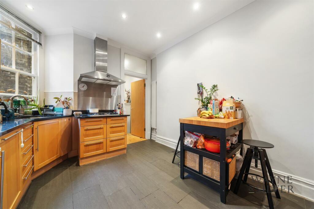 Cosway Street, NW1