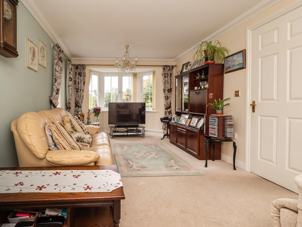 6RectoryClose Liv...